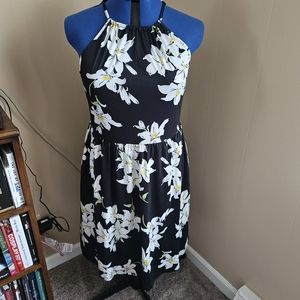 Kilig Black and White Floral Soft Pocketed Sundress
